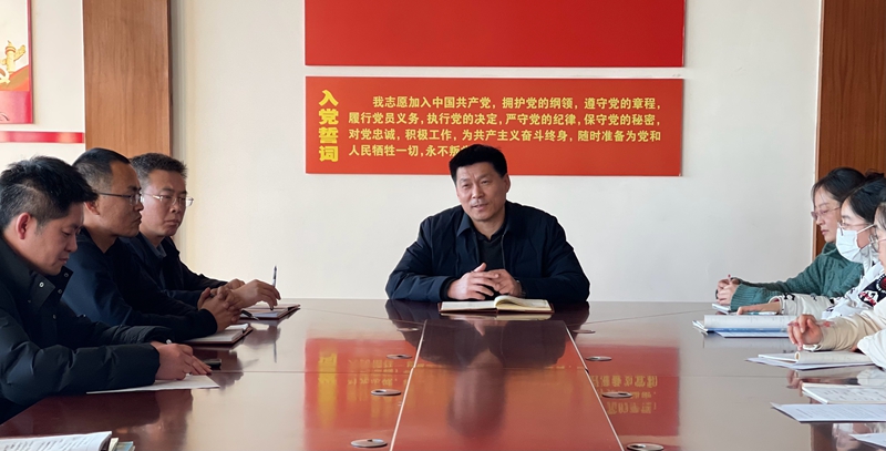 （校長照片）.jpg