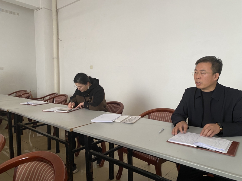 張校長講話照片.JPG